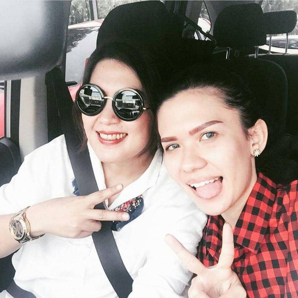 instagram.com/michellejoan_