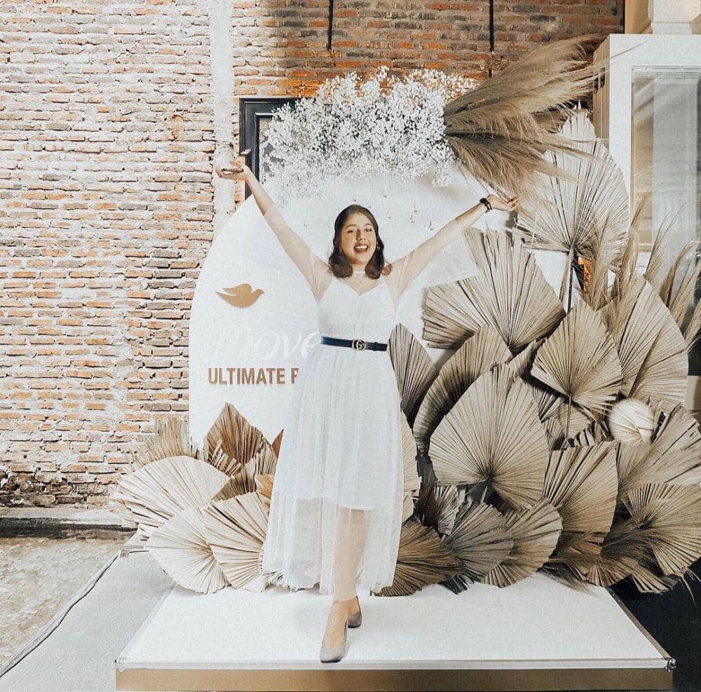 instagram.com/nessiejudge