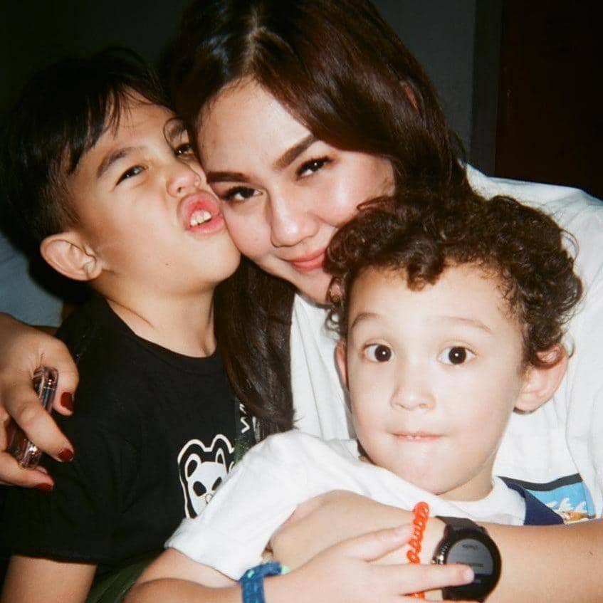 instagram.com/rifato