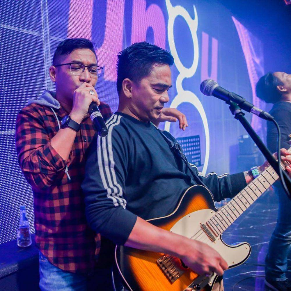 instagram.com/ungu_band