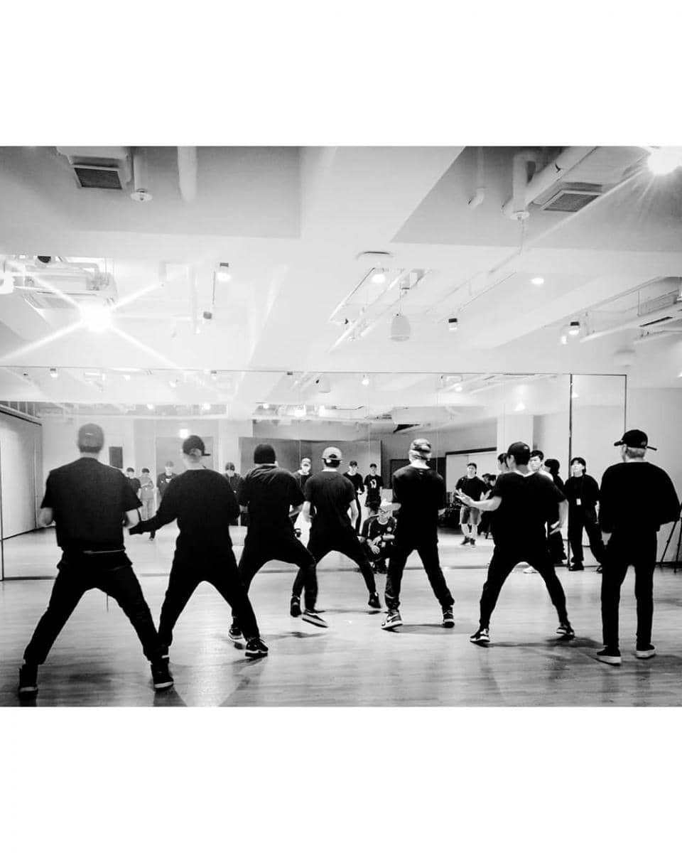 instagram.com/superm