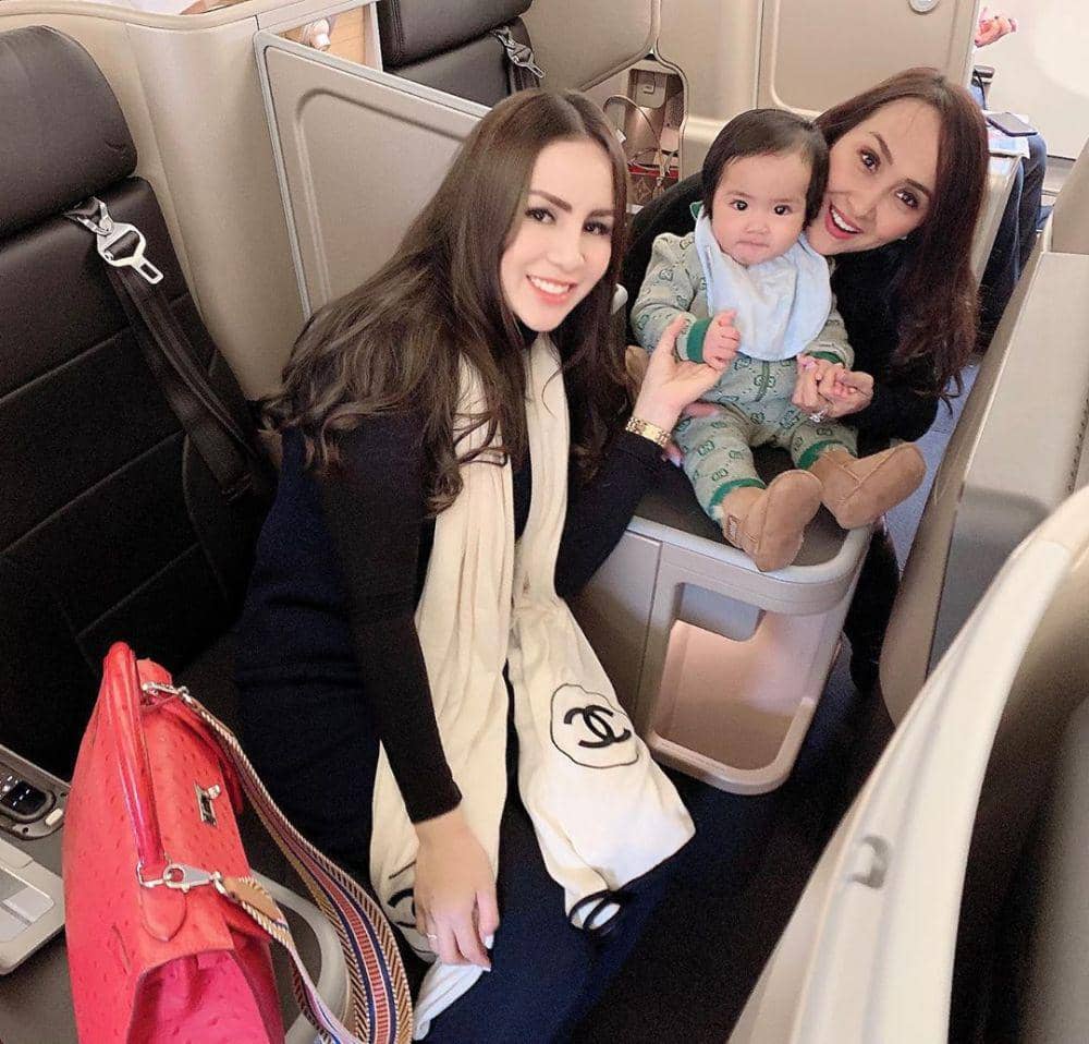 instagram.com/therealmomogeisha