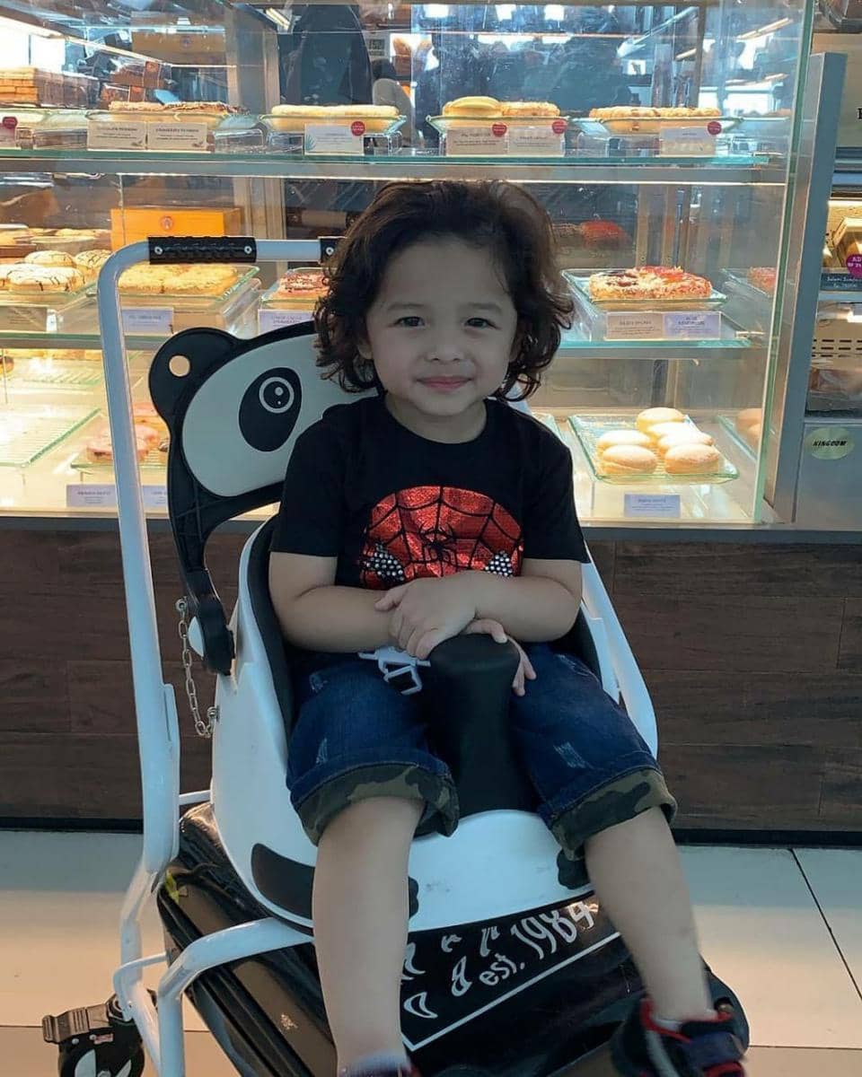 instagram.com/arsya.hermansyah