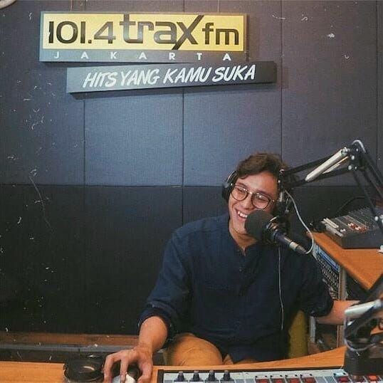 instagram.com/traxfmjkt