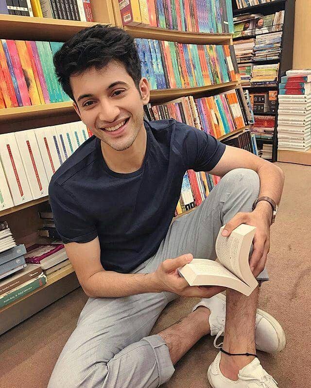 instagram.com/iamrohitsaraf10