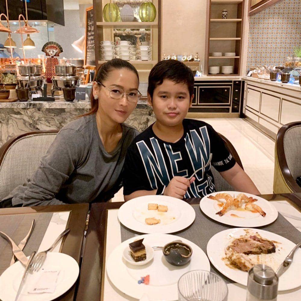 instagram.com/inul.d