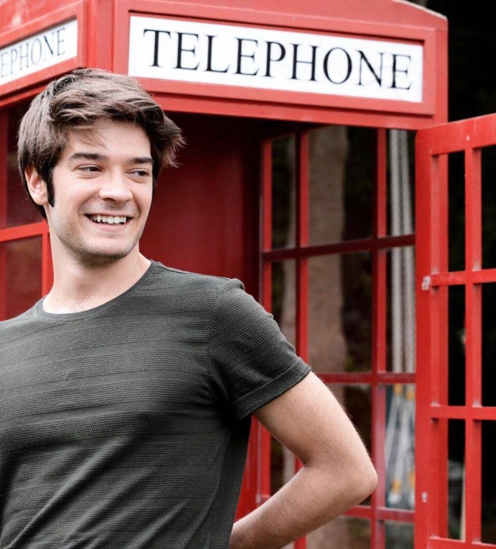 instagram.com/burakcaan