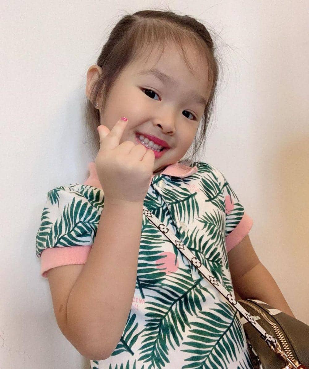 Instagram.com/thaliaputrionsu