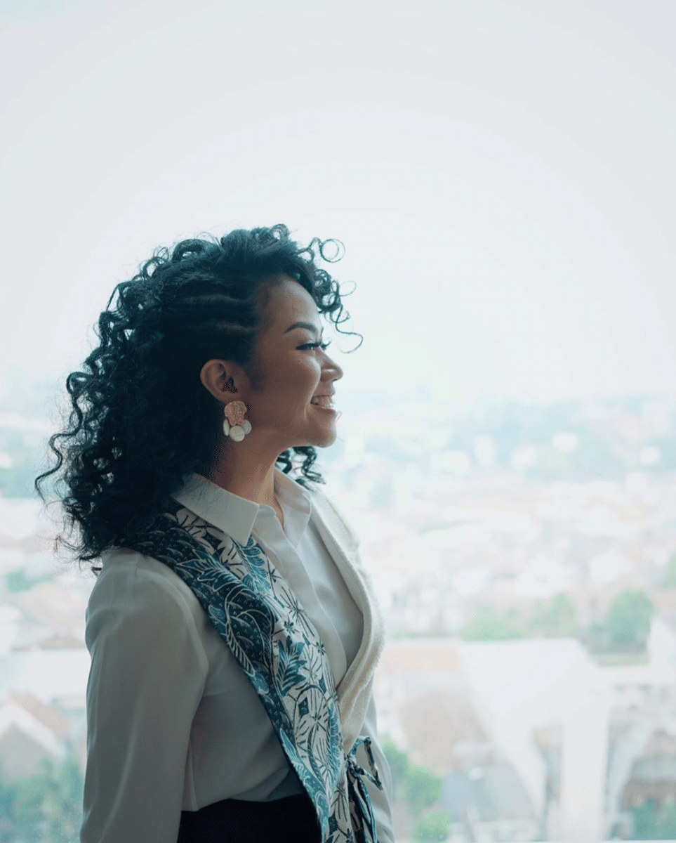 instagram.com/yurayunita