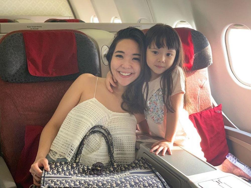 instagram.com/gisel_la