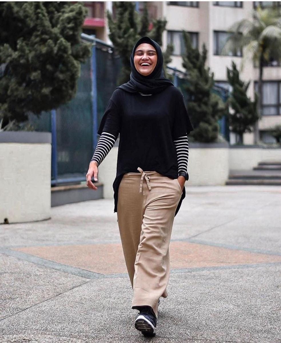 Instagram.com/zeezeeshahab