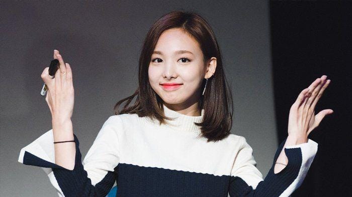 twitter.com/nayeoniese