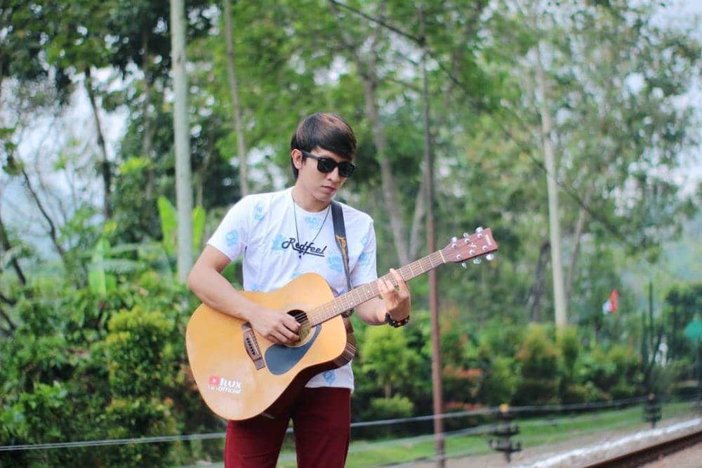 Instagram.com/ilux.id