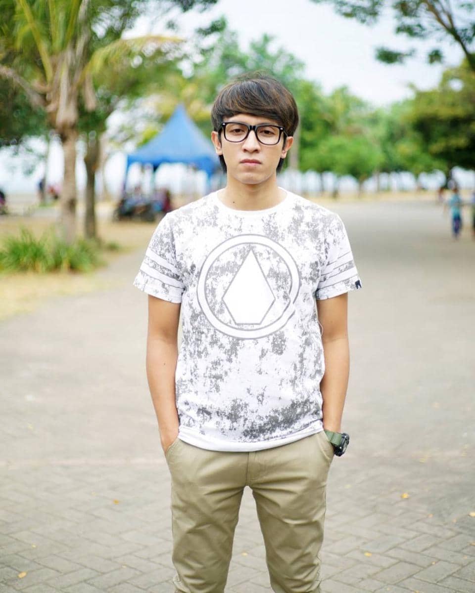 Instagram.com/ilux.id