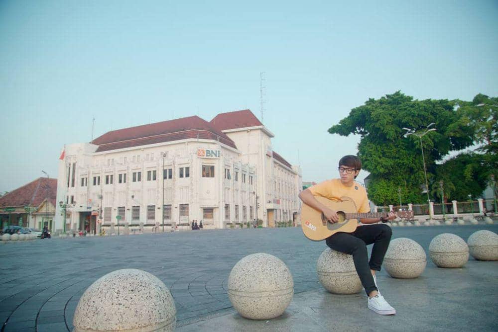 Instagram.com/ilux.id