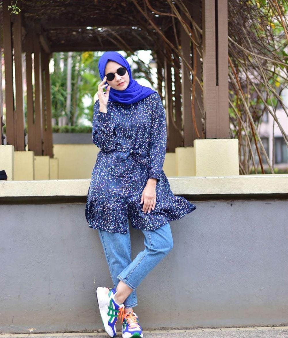 Instagram.com/zeezeeshahab