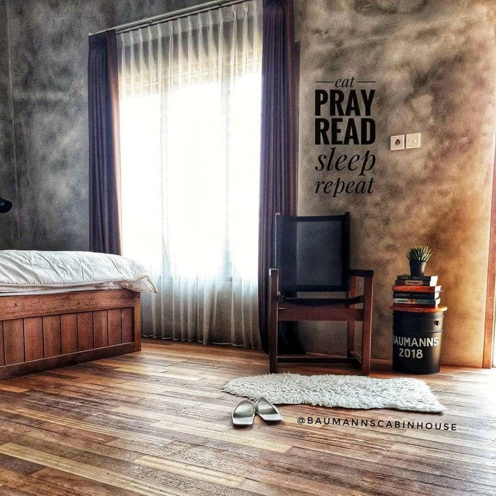 instagram.com/tika_johny