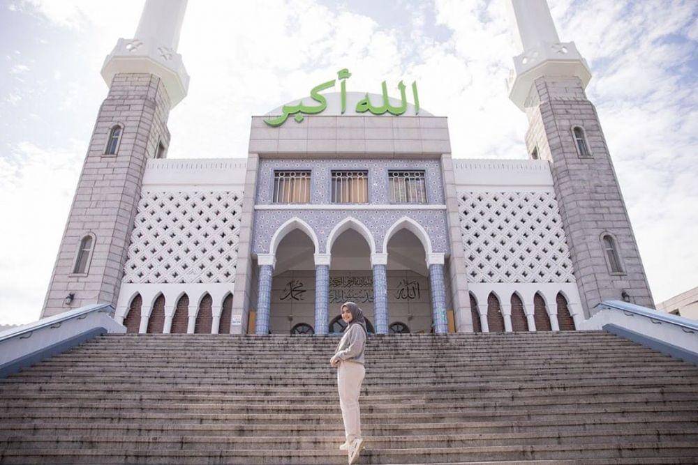 instagram.com/henliauw