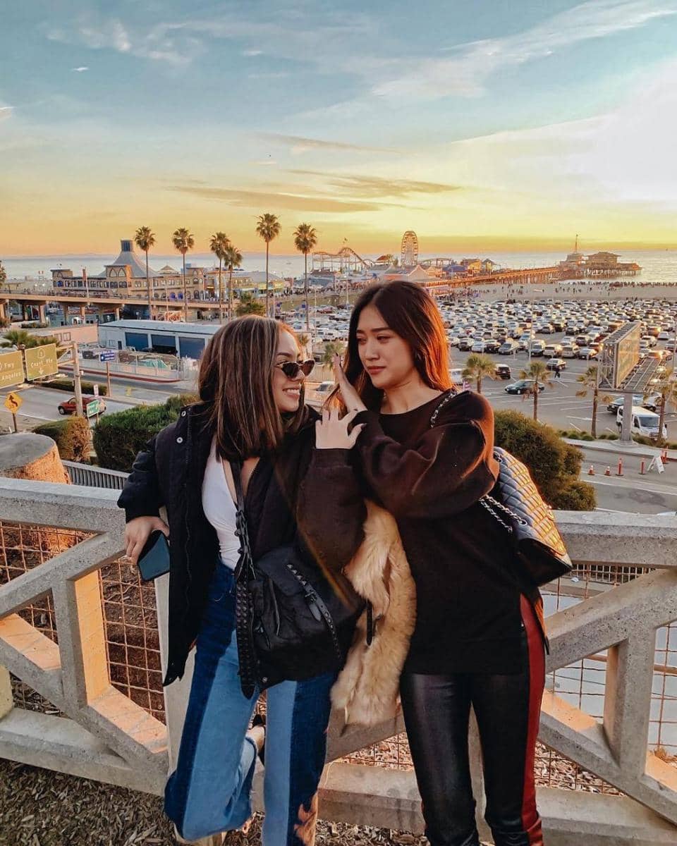 10 Potret Persahabatan Selebgram Nazla Alifa & Dindra Nashiryah