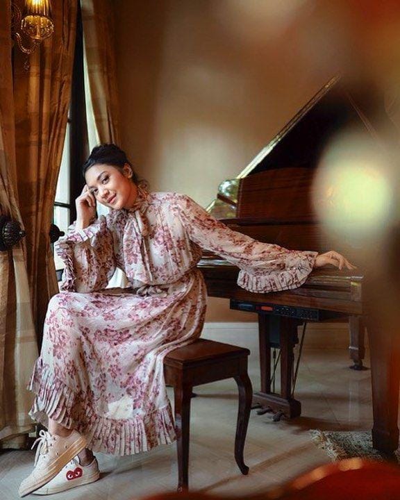 instagram/putri_tanjung