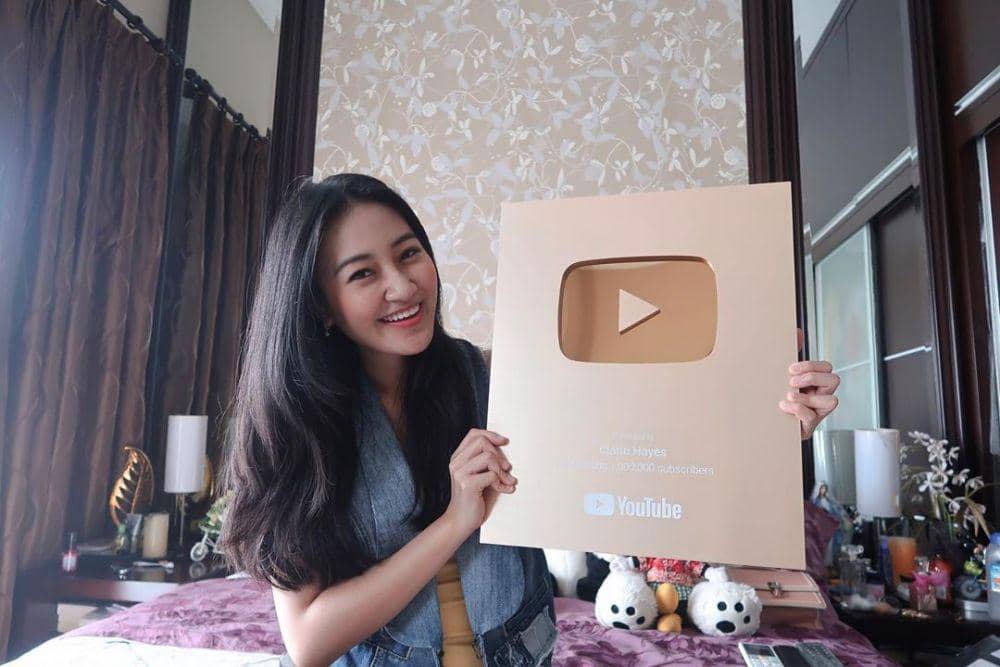 Instagram.com/clahayes