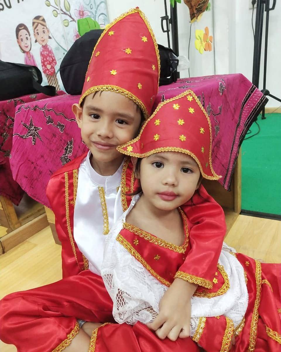 instagram.com/nadila_ernesta