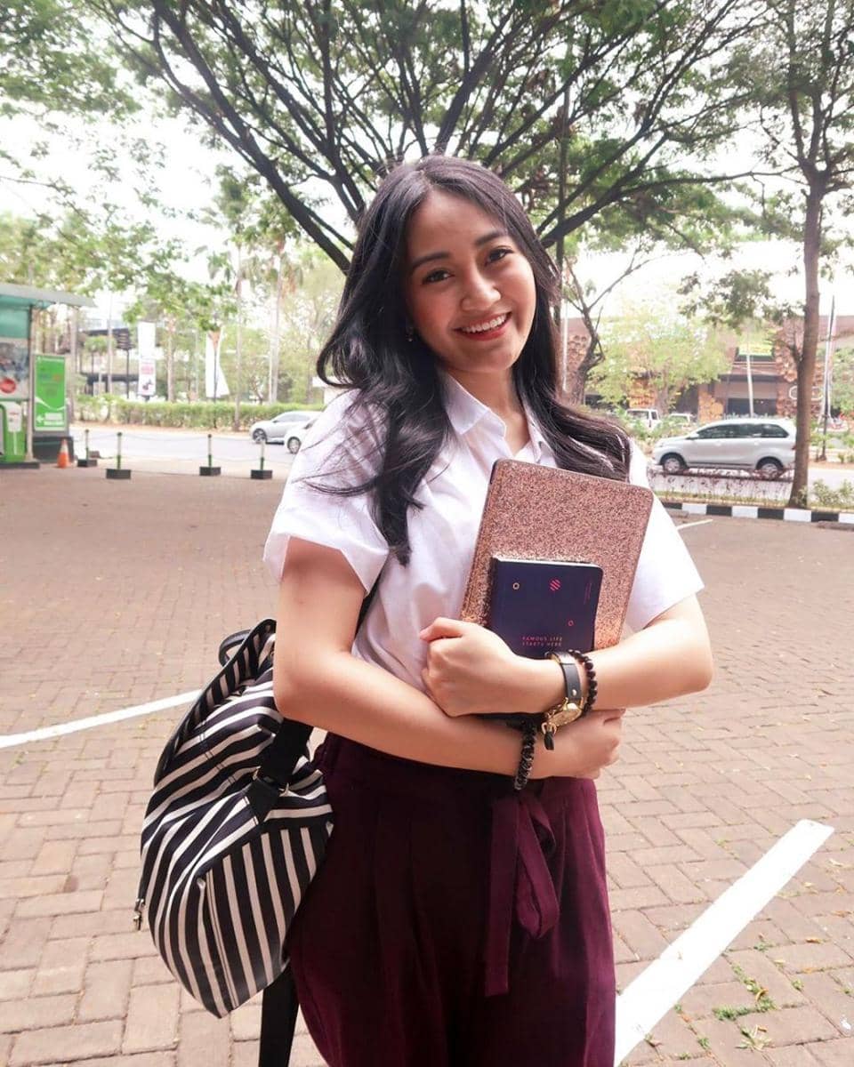 Instagram.com/clahayes