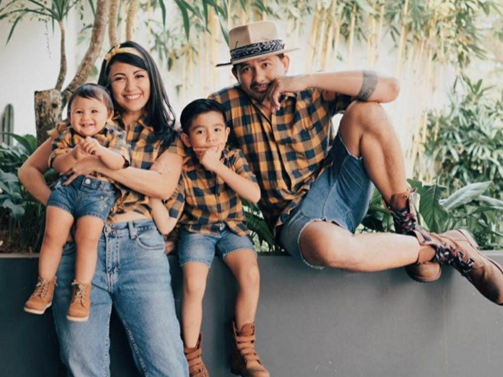 Instagram.com/mrssharena