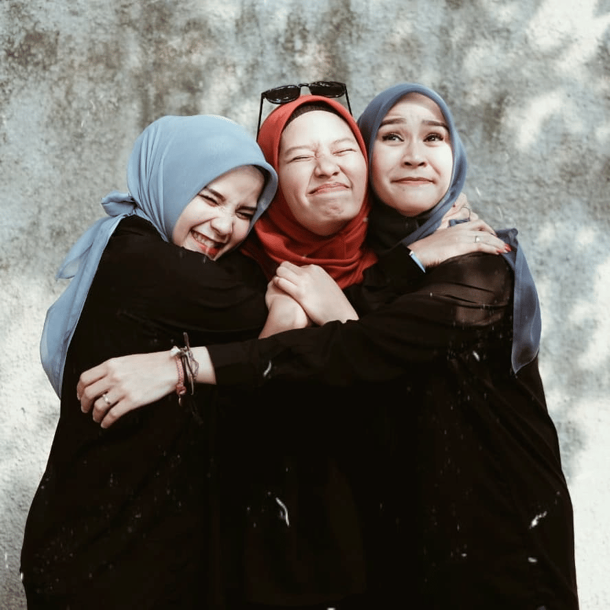 instagram.com/prilianurafrida