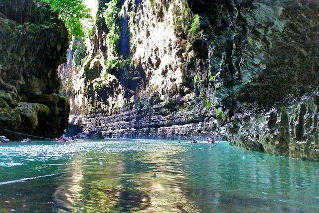 pemandu wisata body rafting green canyon citumang, cijulang, pangandaran
