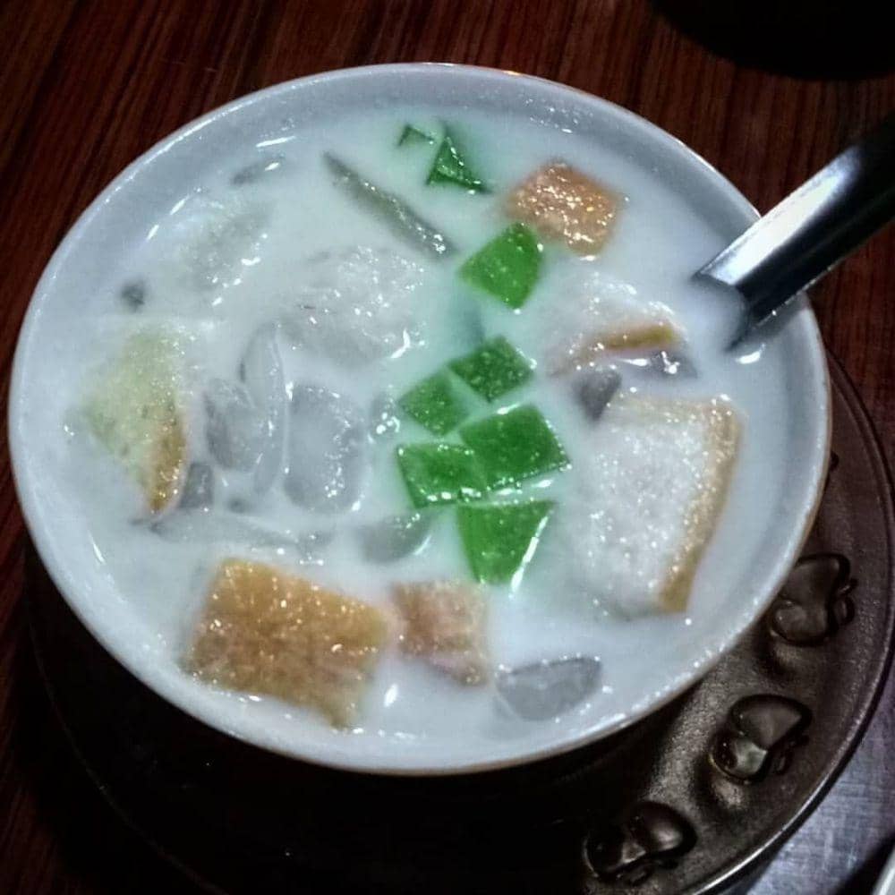 instagram.com/ kulinersoloenak