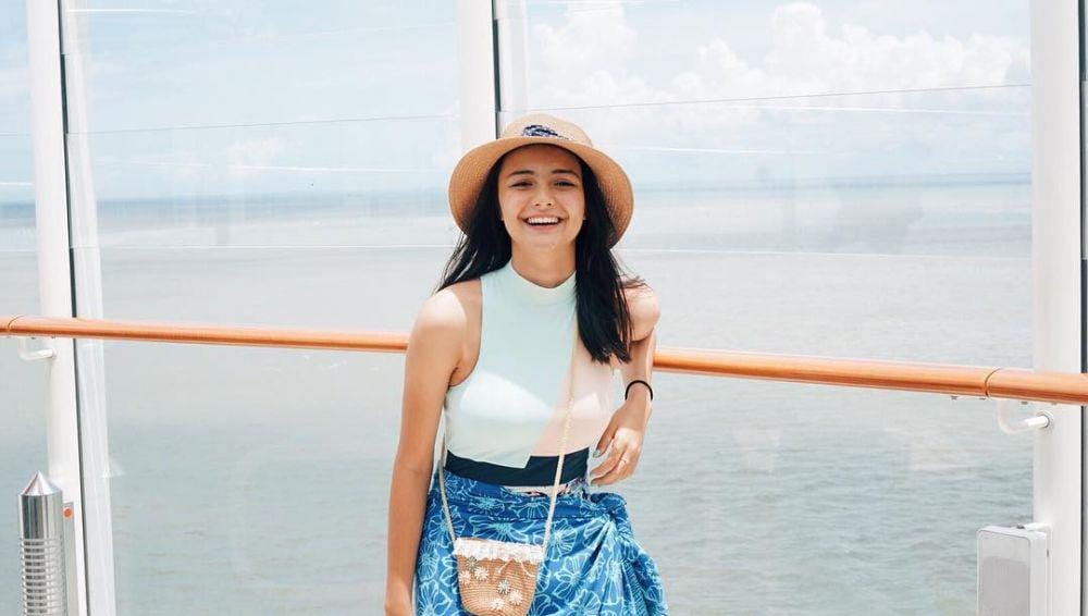 instagram.com/amandarawles/