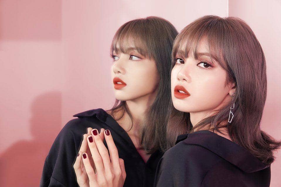 instagram.com/lalalalisa_m