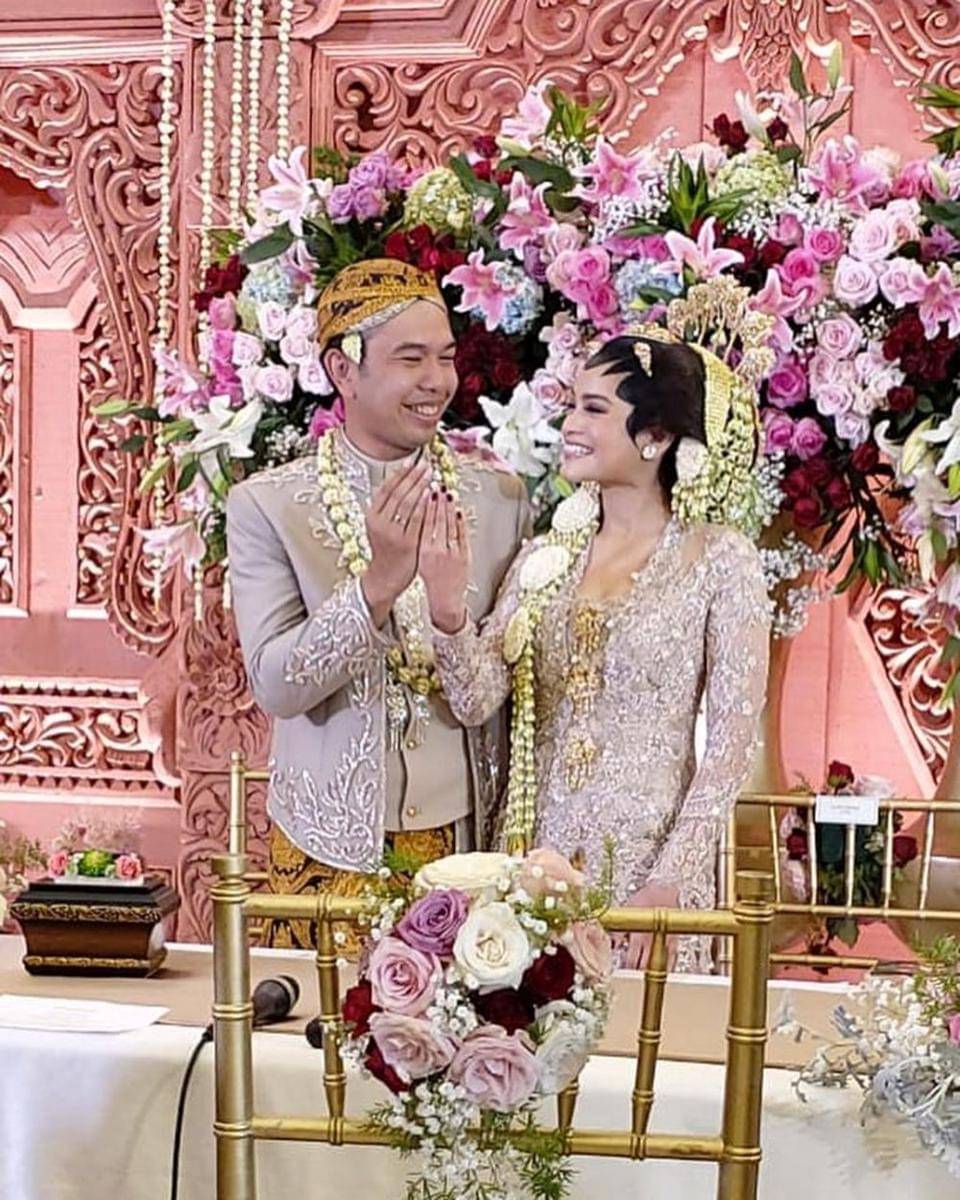 Instagram.com/septriasaacha