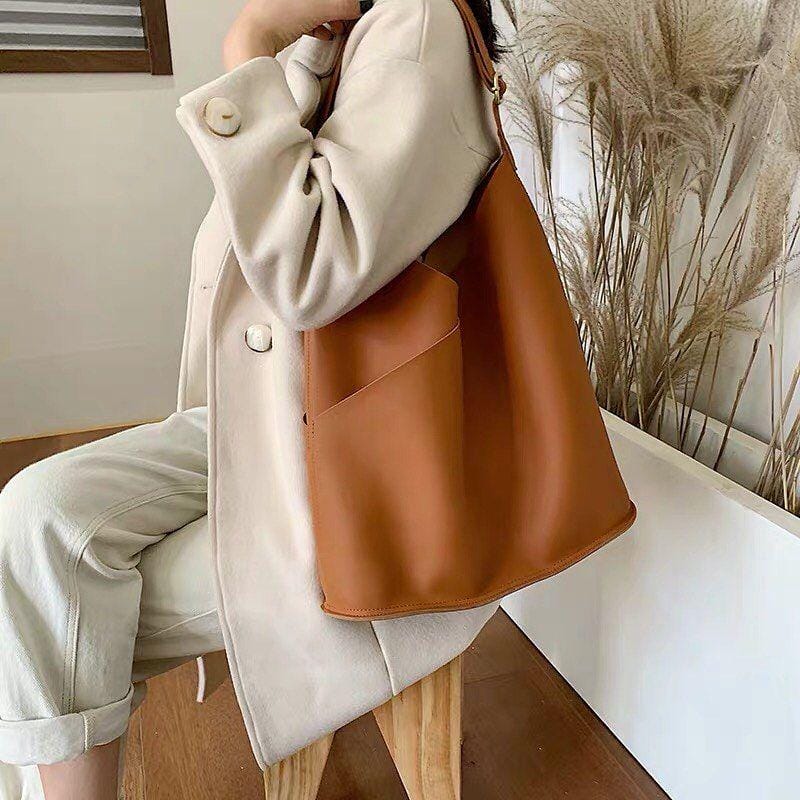 Instagram.com/joyeuxstudio