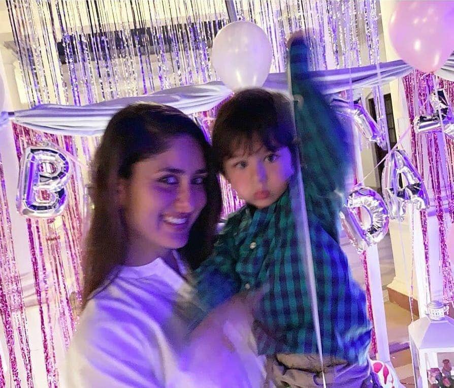 instagram.com/therealkareenakapoor