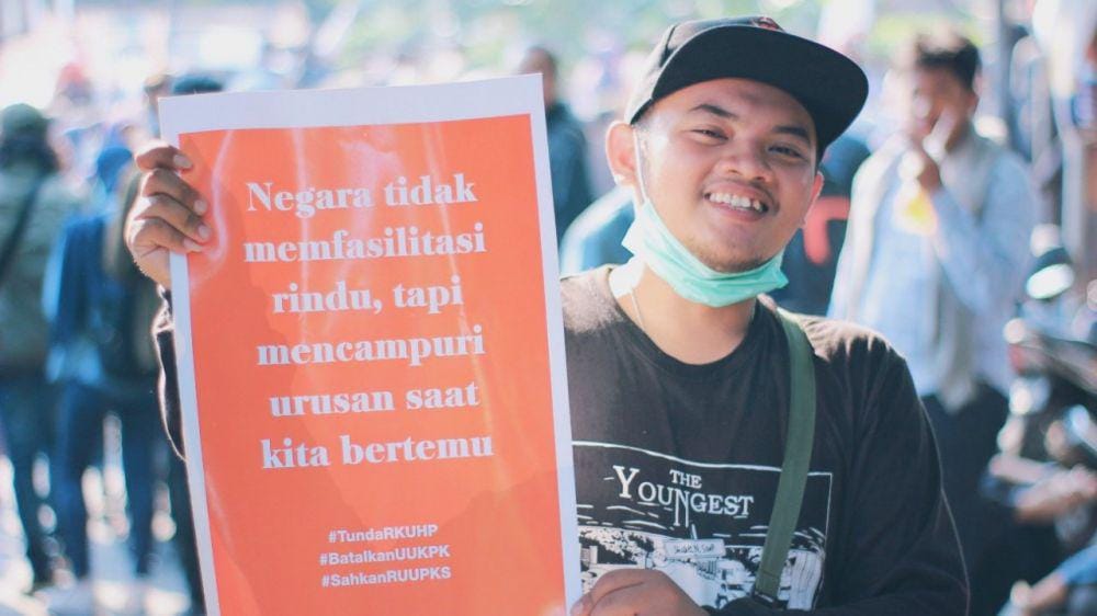 twitter.com/Ais_Lugu