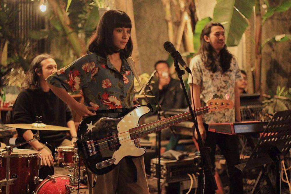 instagram.com/fitrywulantari