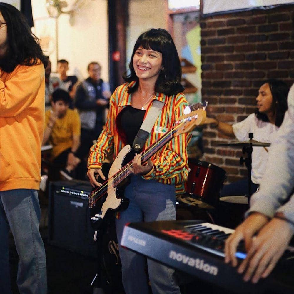 instagram.com/fitrywulantari