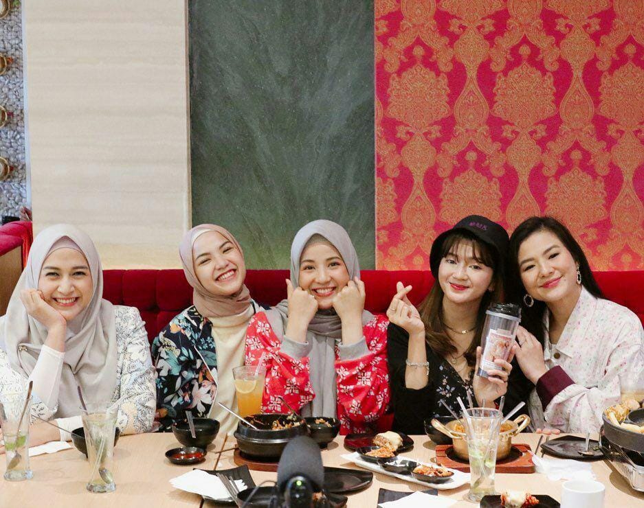 instagram.com/ninazatulini22