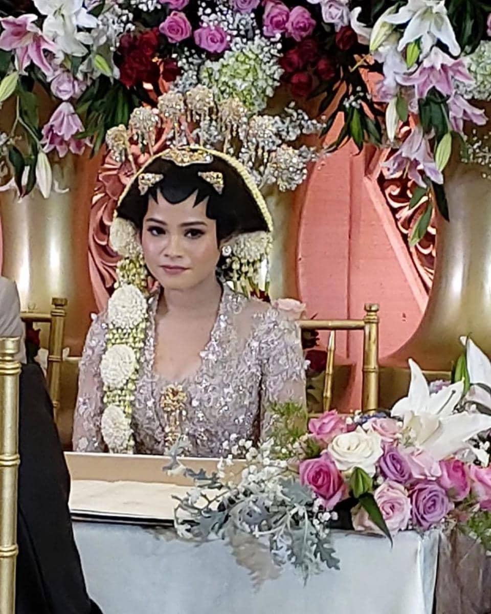 instagram.com/septriasaacha