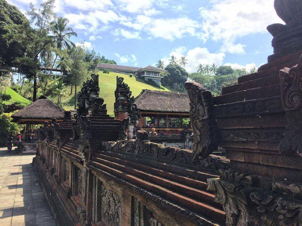 instagram.com/wayantours