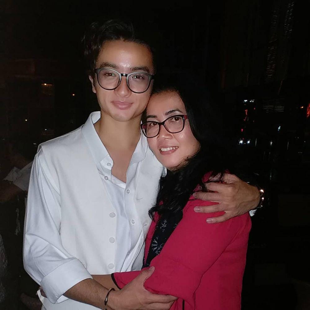 Instagram.com/domaniade