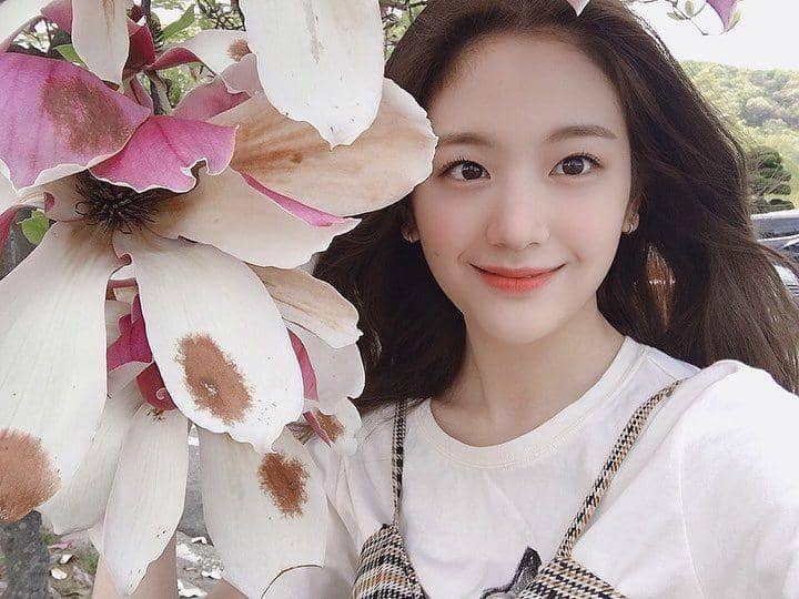 instagram.com/officialfromis_9