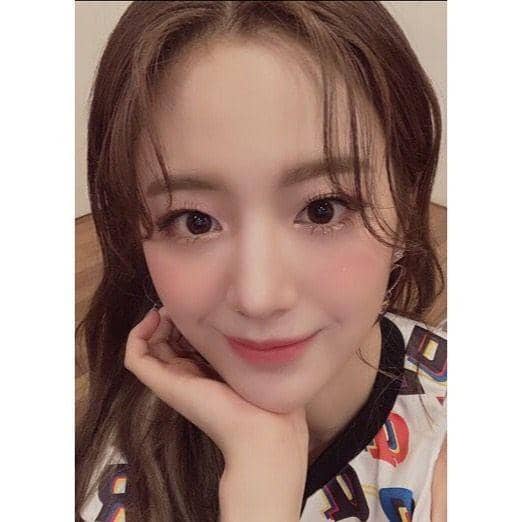 instagram.com/officialfromis_9