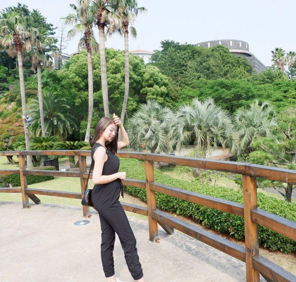 Instagram.com/ariskaputripertiwii