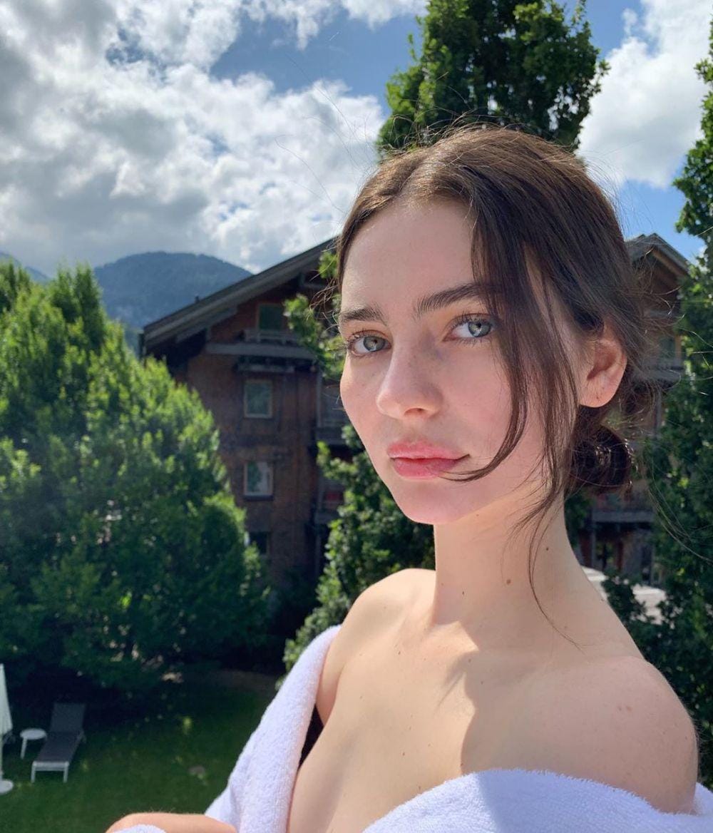 instagram.com/meadowwalker