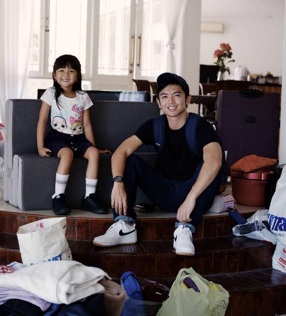 instagram.com/nickytirta