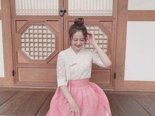 instagram.com/officialfromis_9