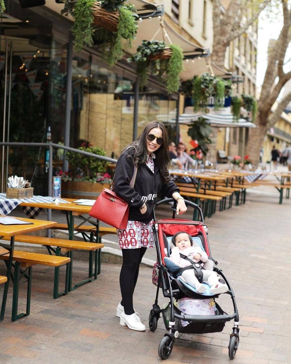 instagram.com/therealmomogeisha